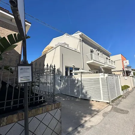 Ems House Civitanova, Mare E Comfort Per Famiglie Civitanova Marche